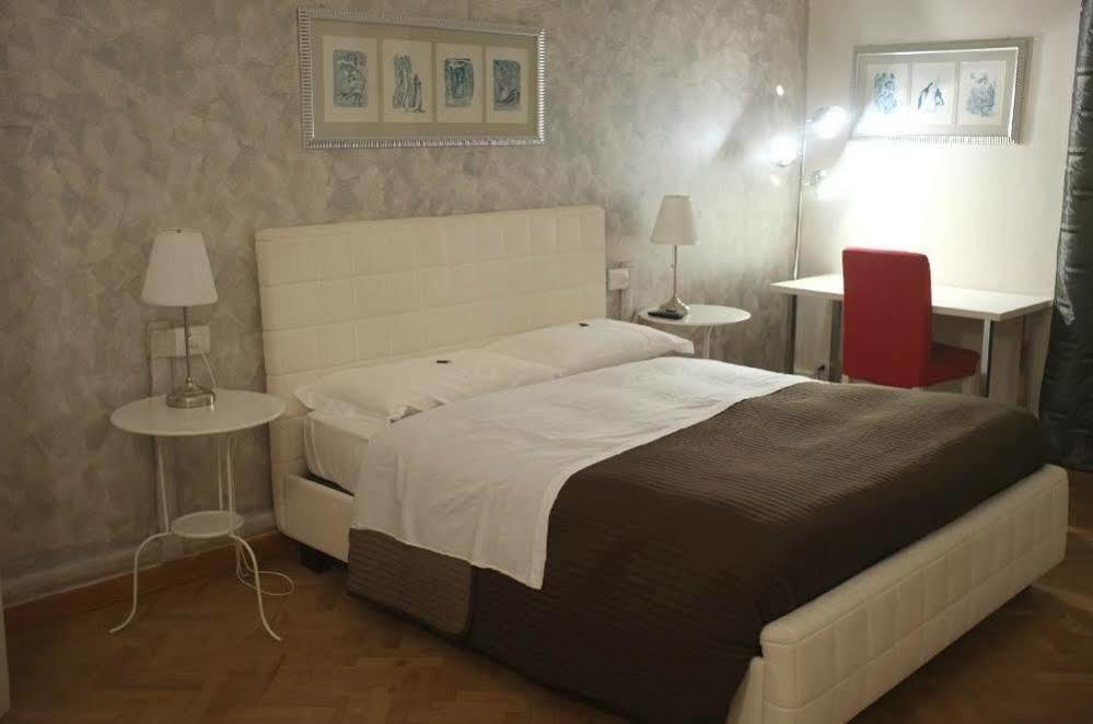 Opera Boutique B&B Florencia Exterior foto